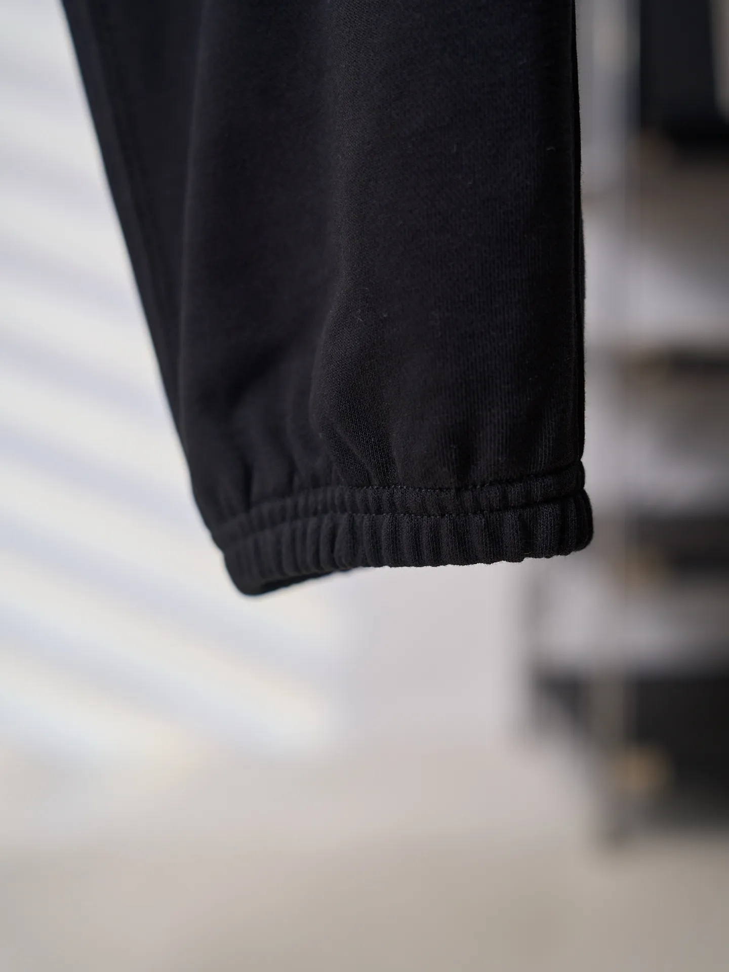 【 】CANADA GOOSE/ 【In Stock】S M L XL ： ， ， ， ， 。 ， 。 ： ， ， ， ， 3 ， 、 、 ， 。 ， ， ， 、 ， ， ， Classic 。 1： ， ， ， ， 。 ， ， Wear-Resistant， ， ， ， 。 2： ， ， ， ， 。 3： ， ， ； ， 。